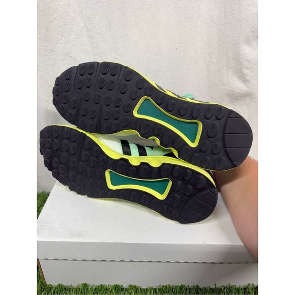TRIED ON VNDS Size 9.5 - adidas EQT Support RF Primeknit Frozen Green - Picture 6 of 9